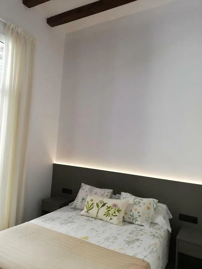 Hostal Parellades Sitges 0*,